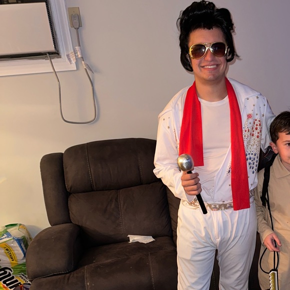 Elvis Costume - Picture 2 of 5